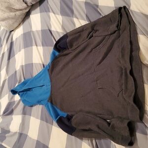 Old Navy fleece hooded sweatshirt.  Blue and gray size XL